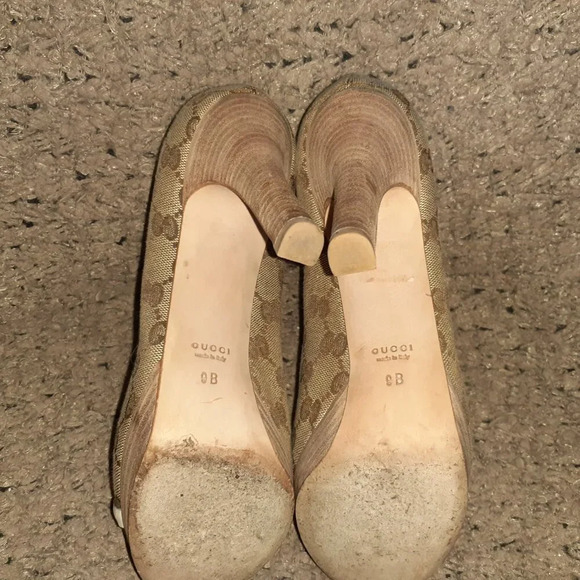 Vintage GUCCI-Horsebit Platform GG Monogram-Beige-Stacked Heels-Sz 9-Excellent - Picture 9 of 9